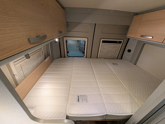 Hymer Free 540 Automat / Pop-up / 4 sängar / Litium / Offroad 30 of 30