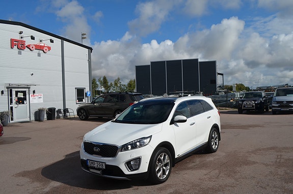 Kia Sorento 8 of 29