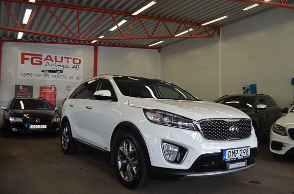 Kia Sorento 5 of 29