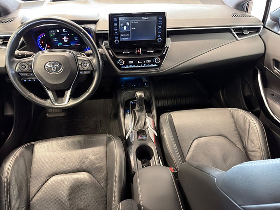 Toyota Corolla 9 of 16