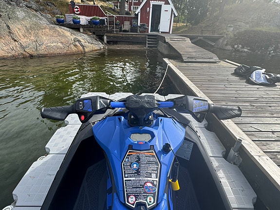 Sea-Doo Spark Trixx 2023 | 26 timmar | Click & Go-släp ingår | Mycket fint skick 4 of 6