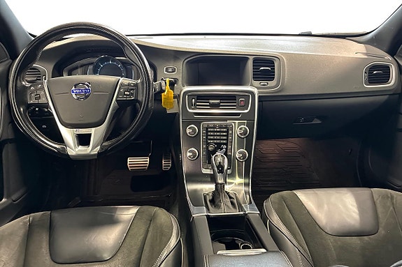 Volvo V60 10 of 21