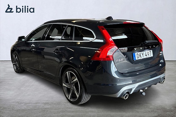 Volvo V60 2 of 21