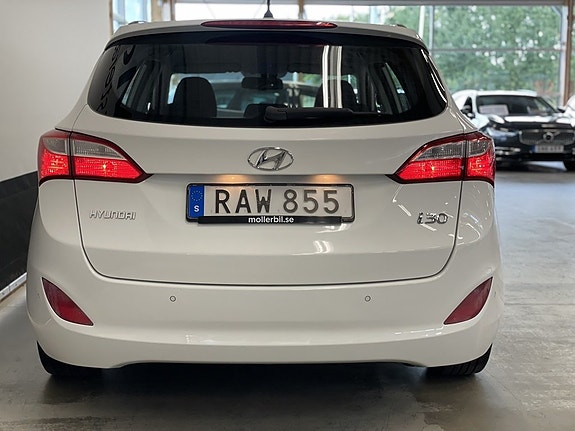 Hyundai i30 7 of 17