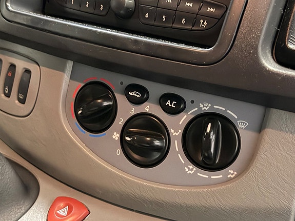 Nissan Primastar 14 of 22