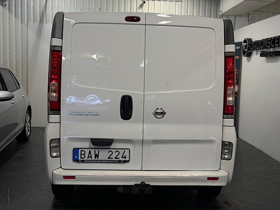 Nissan Primastar 5 of 22
