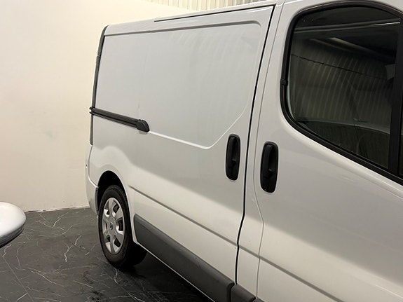 Nissan Primastar 7 of 22