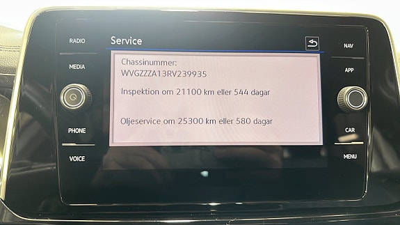 Volkswagen T-Roc 19 of 20