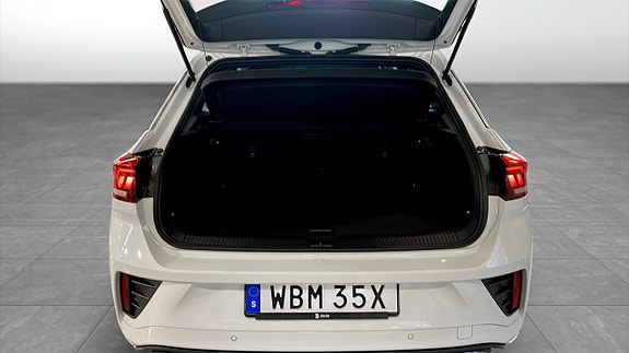 Volkswagen T-Roc 13 of 20