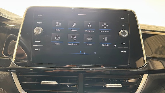 Volkswagen T-Roc 9 of 20
