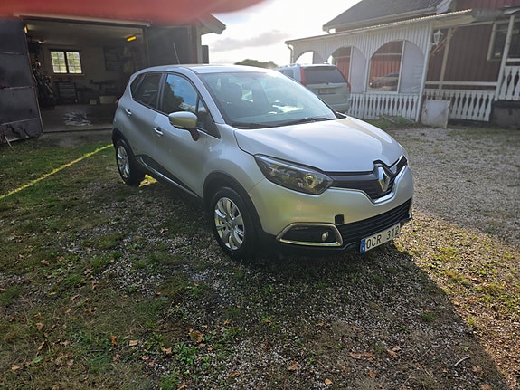 Renault Captur 5 of 11