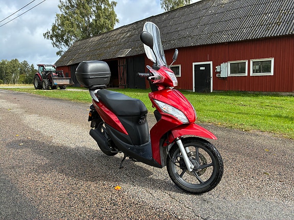 Honda NSC50 2 of 4