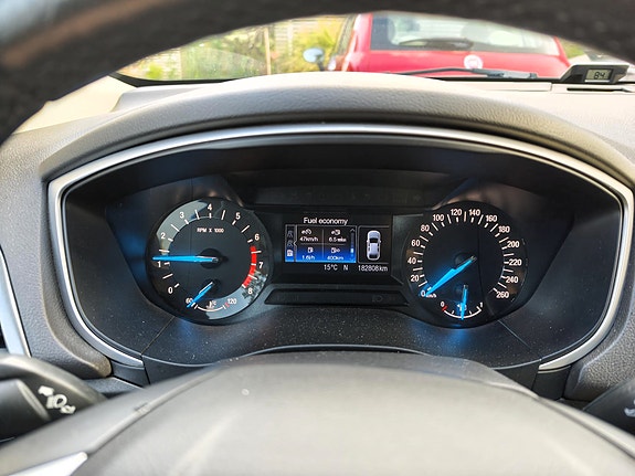 Ford Mondeo 3 of 13