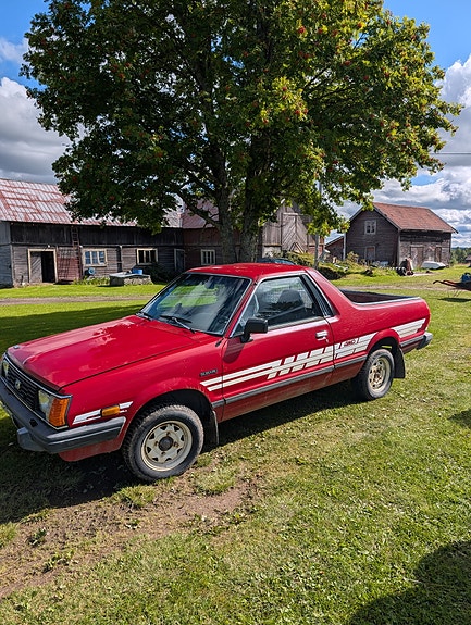 Subaru 1800 2 of 3