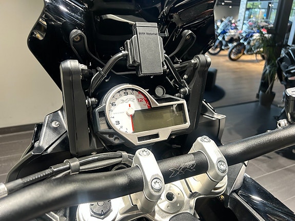 BMW S1000XR /Triple Black/Touring/Dynamic 6 of 16