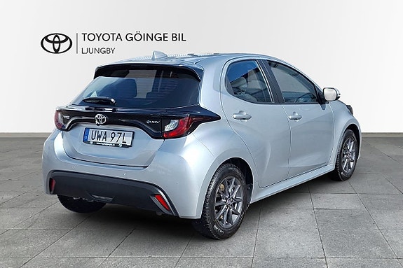 Toyota Yaris 18 of 19