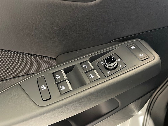 Volkswagen ID.3 Neo 16 of 16