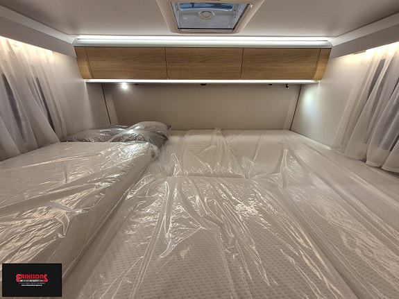 Adria Coral SELECT 670 SL 6 of 14