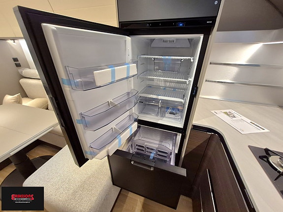 Adria ALPINA 663 HT 14 of 21