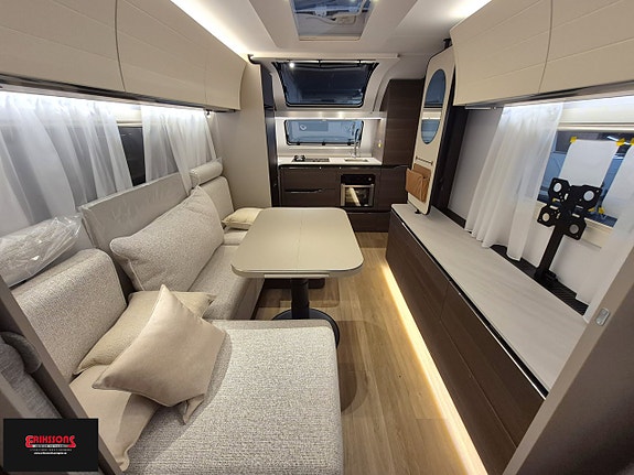 Adria ALPINA 663 HT 18 of 21