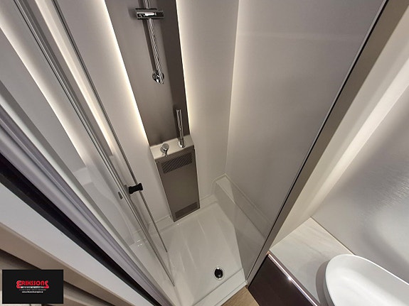 Adria ALPINA 663 HT 8 of 21