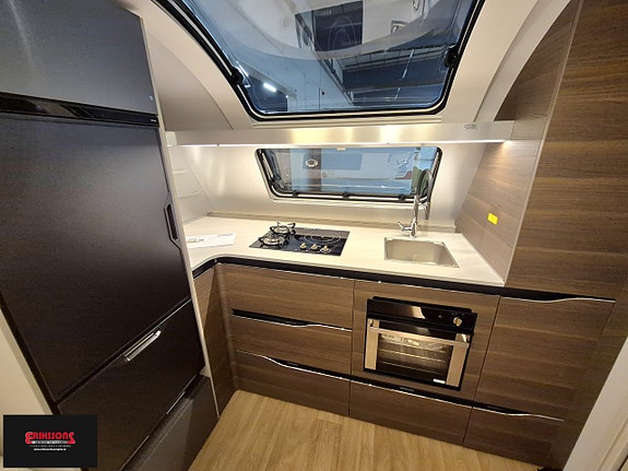 Adria ALPINA 663 HT 13 of 21