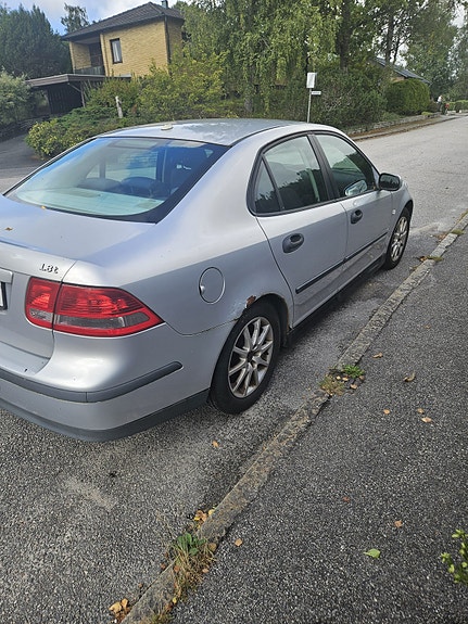 Saab 9-3 2 of 6