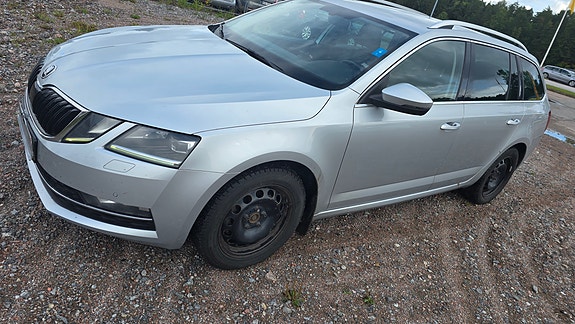 Skoda Octavia 4 of 9