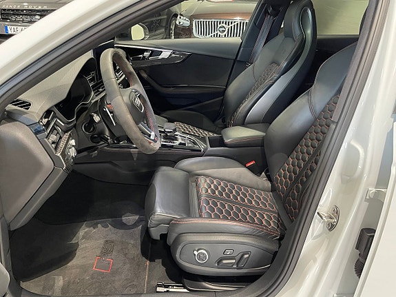Audi RS4 8 of 30