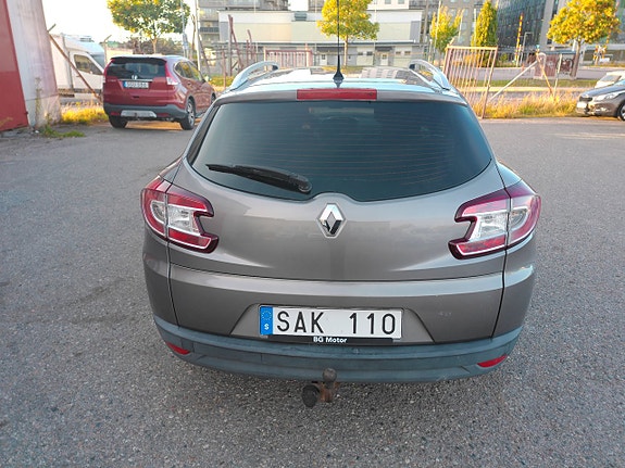 Renault Megane 10 of 12