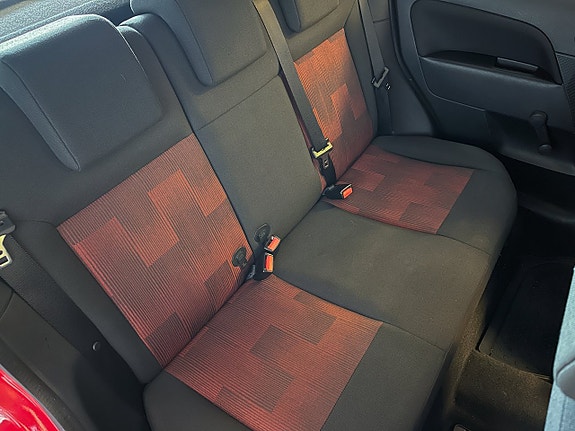 Ford Fiesta 10 of 12