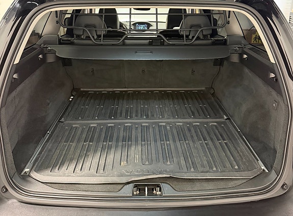 Volvo XC70 17 of 30