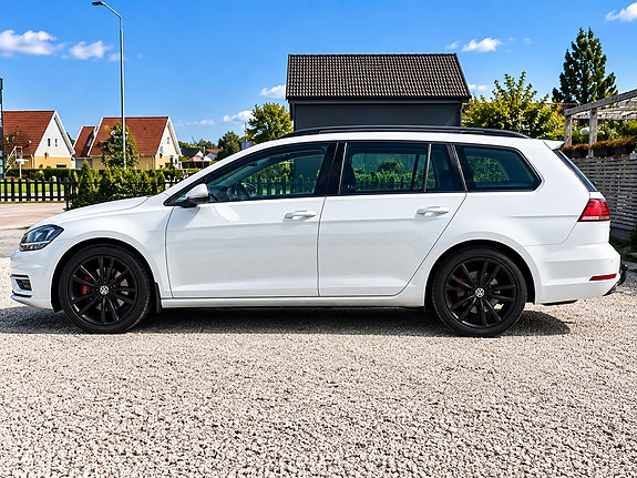 Volkswagen Golf VII 3 of 8