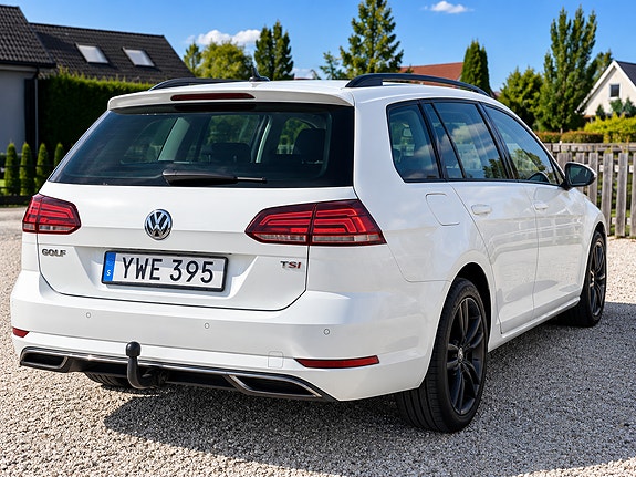 Volkswagen Golf VII 4 of 8