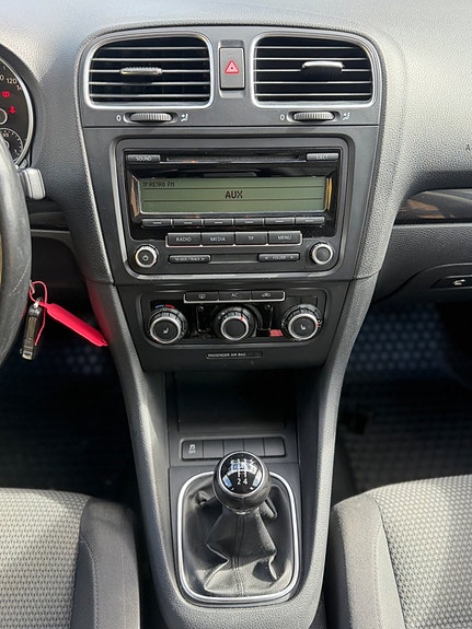 Volkswagen Golf I 8 of 13
