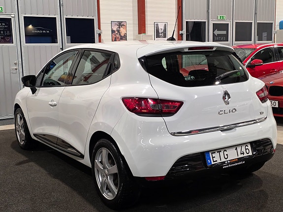 Renault Clio 6 of 18