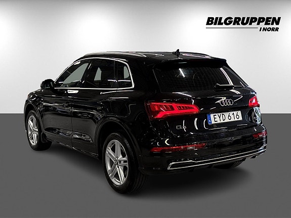 Audi Q5 6 of 19