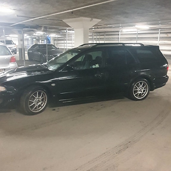 Mitsubishi Galant 3 of 7