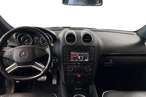 Mercedes-Benz ML350 8 of 14