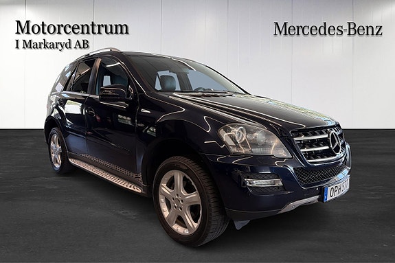 Mercedes-Benz ML350 2 of 14