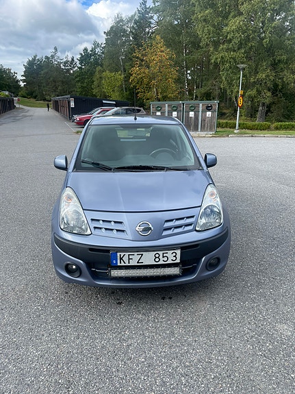 Nissan Pixo 2 of 6