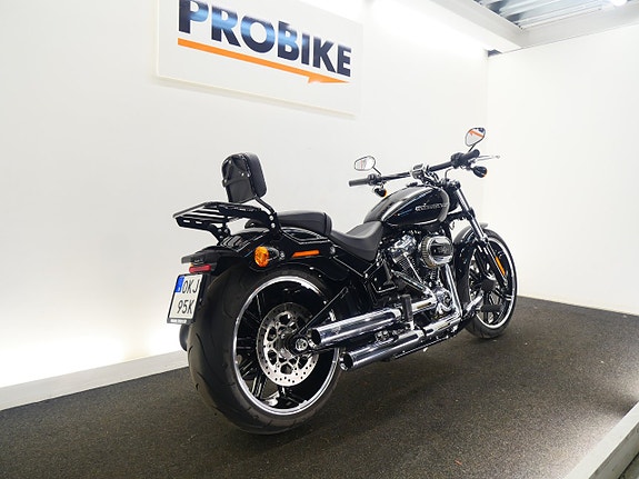 Harley-Davidson Breakout FXBR 3 of 8
