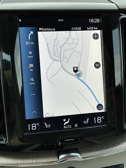Volvo XC60 19 of 24