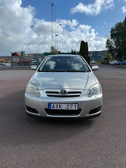 Toyota Corolla 3 of 15