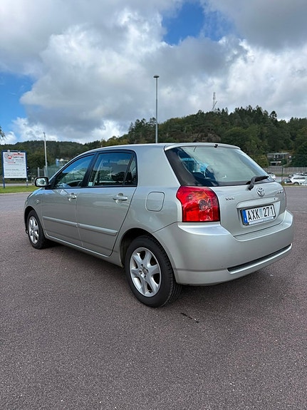 Toyota Corolla 6 of 15