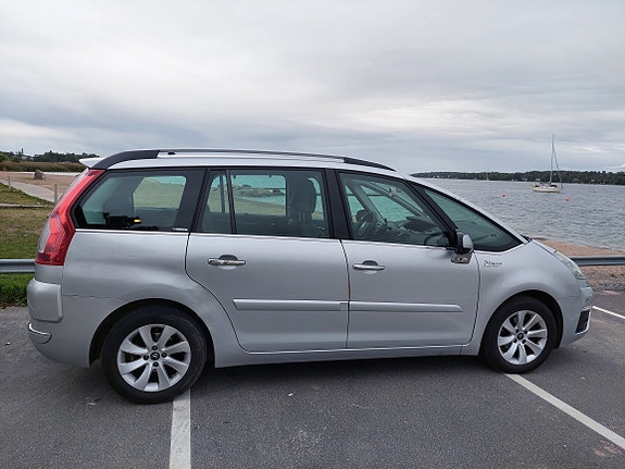 Citroen Grand C4 Picasso 2 of 20