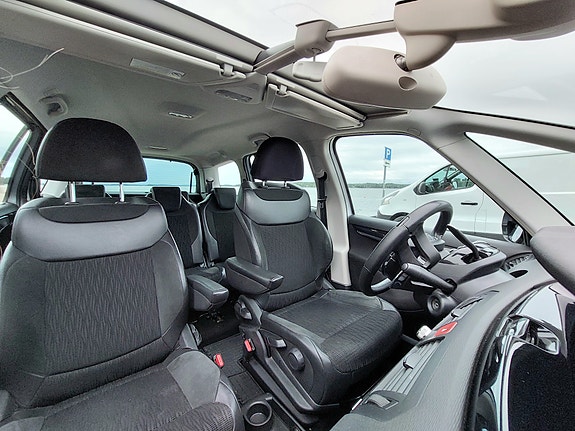 Citroen Grand C4 Picasso 9 of 20