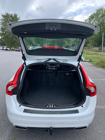 Volvo V60 5 of 11