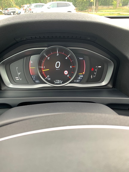 Volvo V60 8 of 11