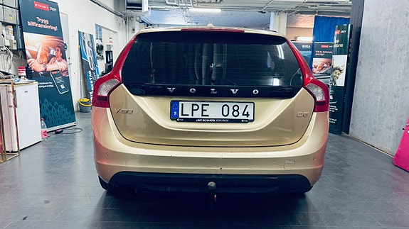 Volvo V60 5 of 18